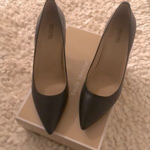 Michael Kors Size 9 heels